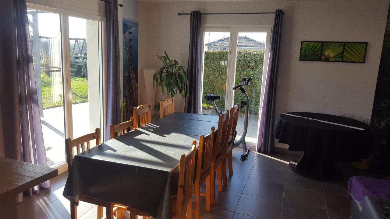 2 Vraies Chambres Privees Au Calme Dans Villa De Campagne Plain-Pied 105M2 Avec Piscine A Montfaucon Montfaucon  Exterior foto