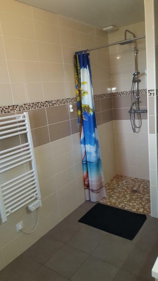 2 Vraies Chambres Privees Au Calme Dans Villa De Campagne Plain-Pied 105M2 Avec Piscine A Montfaucon Montfaucon  Exterior foto